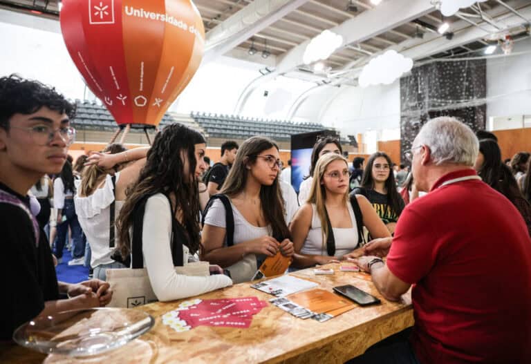 Mais de 54 mil vagas no concurso nacional de acesso ao ensino superior público&nbsp;