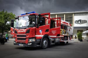 Incêndio em Arentim mobiliza mais de 60 operacionais e um meio aéreo