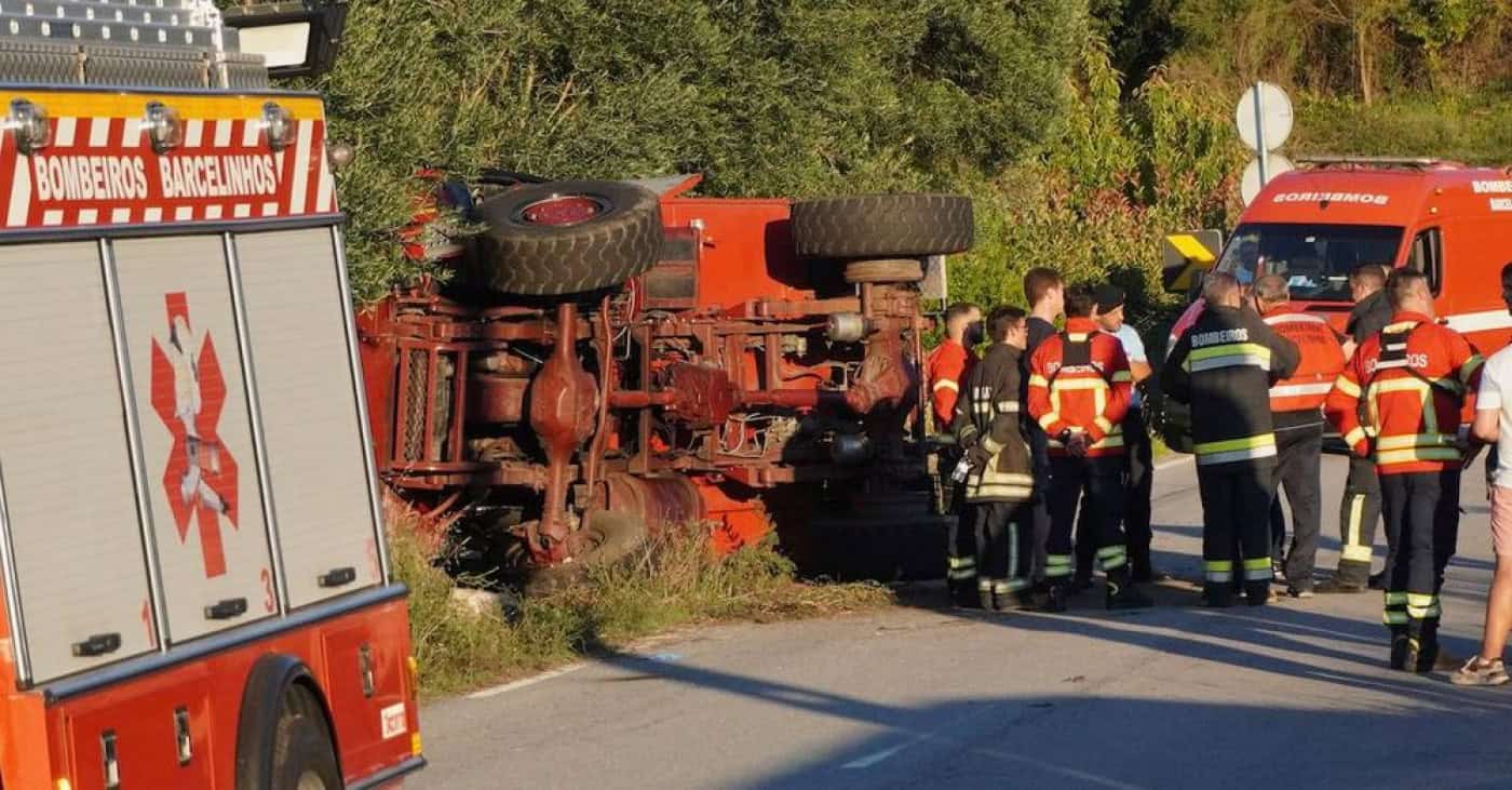 Cinco bombeiros feridos num despiste em Barcelos&nbsp;