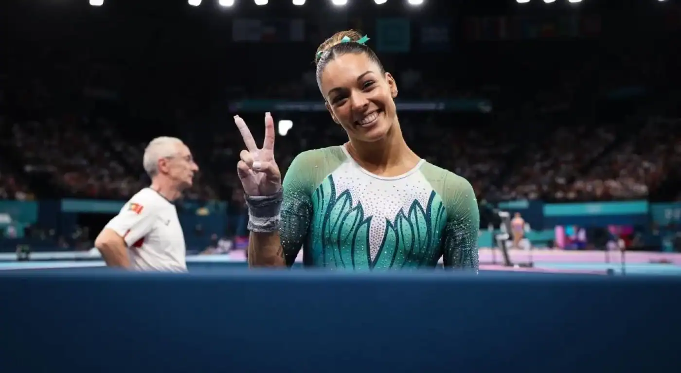 Paris2024. Ginasta Filipa Martins sai emocionada da qualificação e com o sonho da final&nbsp;