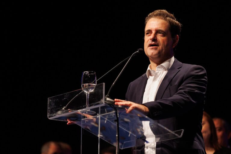 Rio desafia PSD a alargar coligação à IL e a apresentar candidato à CMB no Congresso