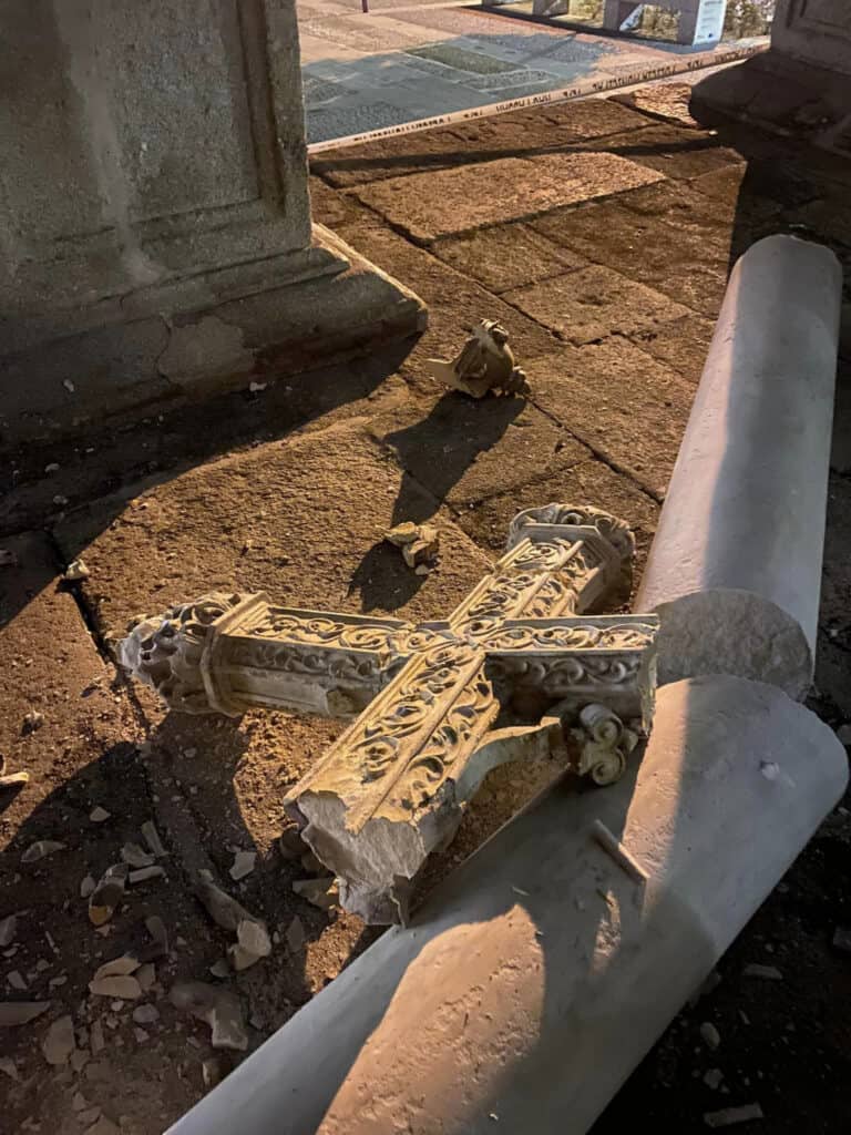 Ministério da Cultura lamenta destruição do Padrão de D. João I, em Guimarães, e envia equipa técnica