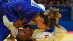 Judo. Patrícia Sampaio elimina vicecampeã olímpica e avança para os quartos de final