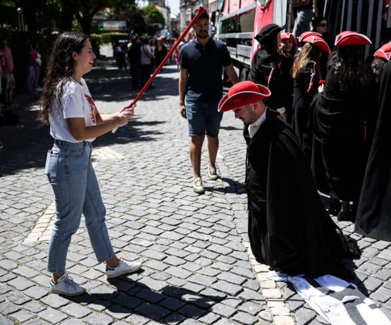 Cerca de 75 mil jovens já receberam devolução do valor das propinas