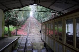 Confraria atrasa obra de apeadeiro e centro interpretativo para concorrer a fundos