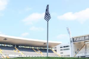 Jogo europeu em Guimarães condiciona trânsito na cidade