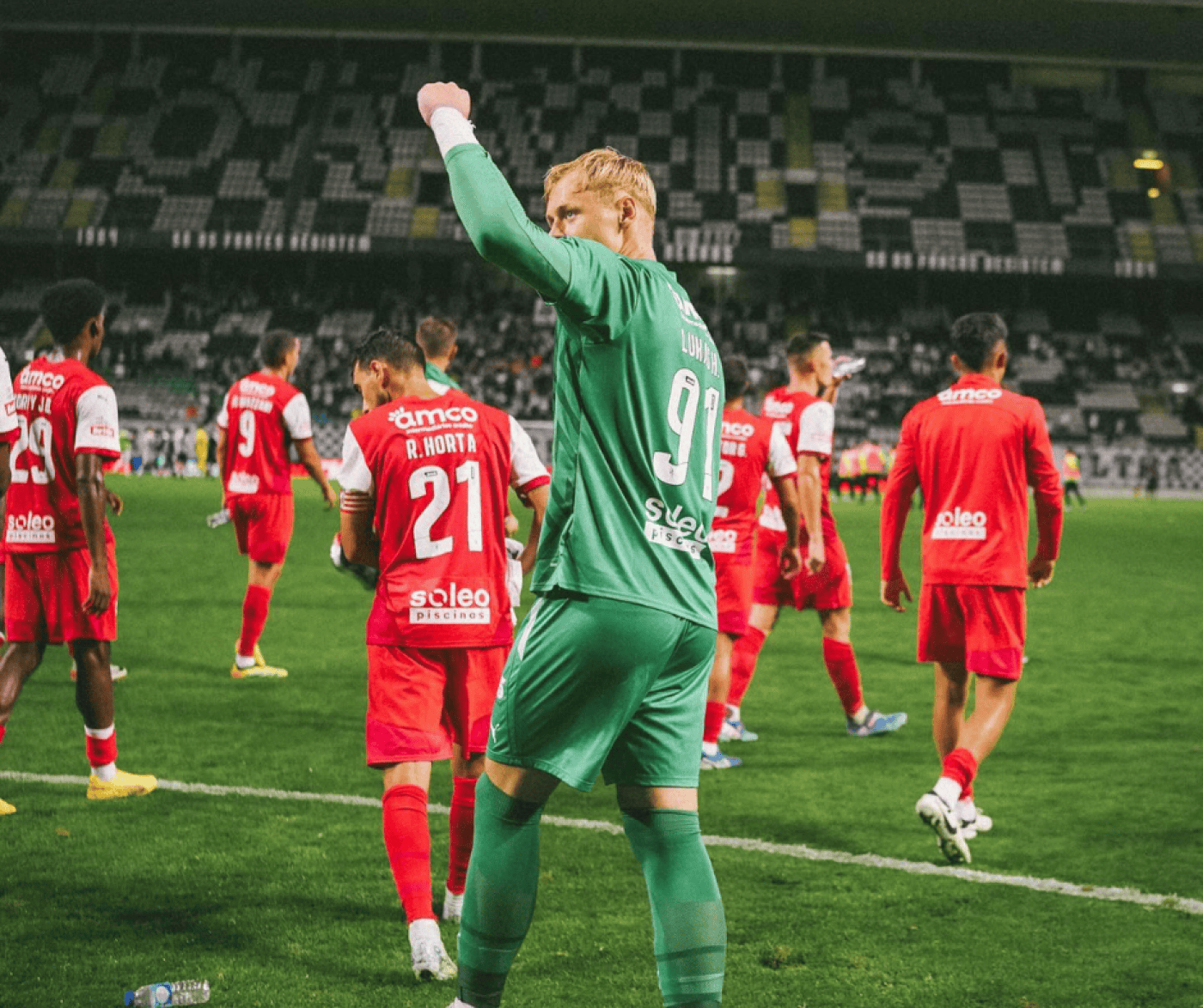 SC Braga vence no Bessa e sobe a quinto da I Liga