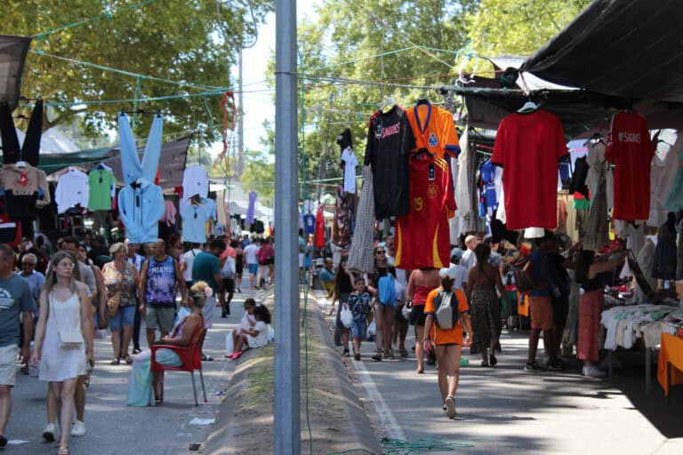 Agosto sorri em vendas mas condições deixam a desejar e já há quem diga adeus à Feira