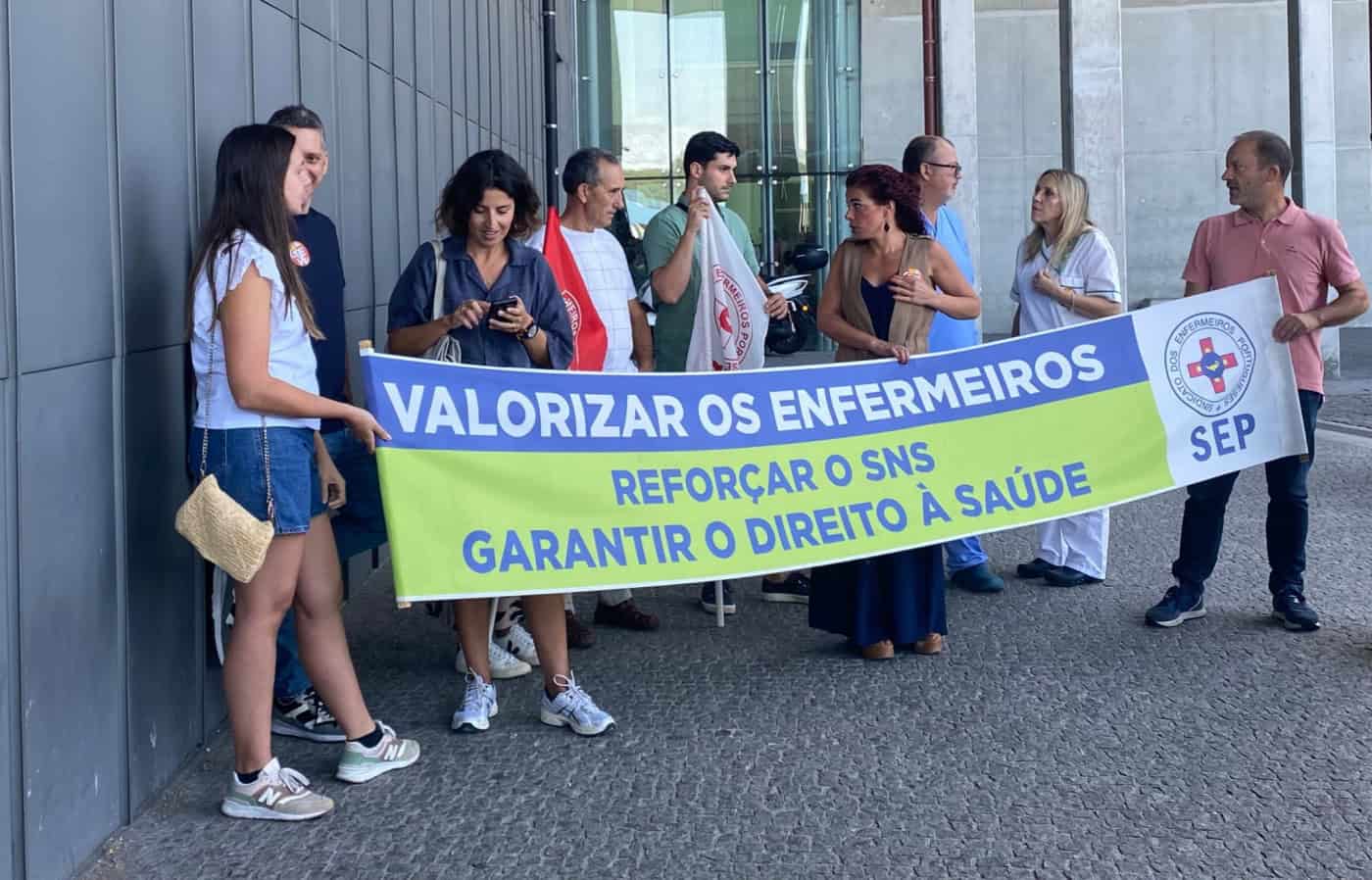 Enfermeiros em greve. Especialistas dizem ser prejudicados em 250 euros por mês