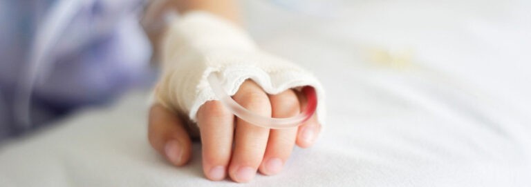 Gastos de pais de crianças com cancro aumentam em 650€ por mês