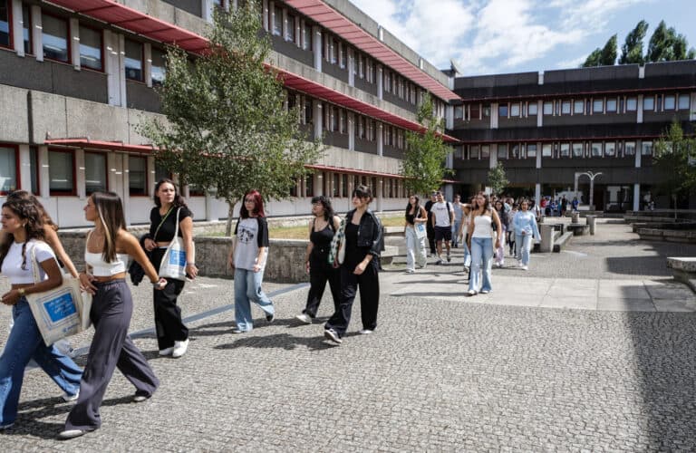 Alunos do Superior com consultas de psicologia e nutrição a partir de 30 de setembro