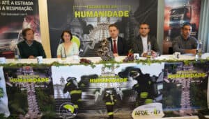 Mais de 1500 bombeiros testam limites nos escadórios do Bom Jesus de Braga