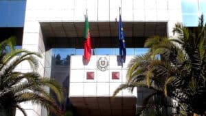 Governo abre 100 vagas para estágios profissionais em embaixadas e representação permanente