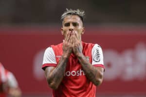 SC Braga. Zalazar de fora três semanas com uma mialgia na coxa esquerda