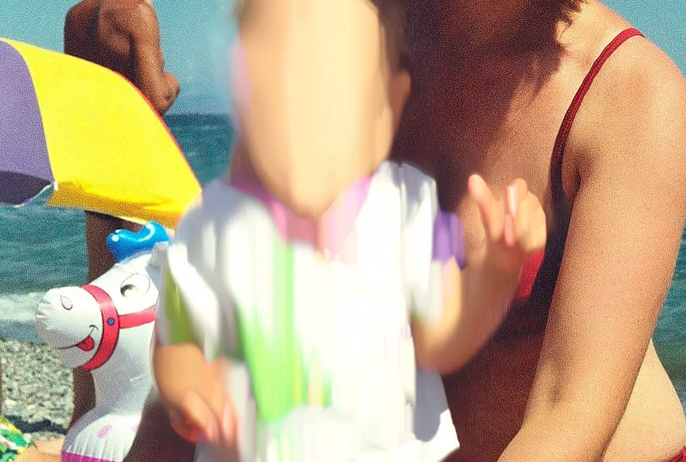 EI com exposição que retrata efeitos do colonialismo russo numa fotógrafa ucraniana