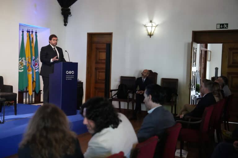 CMB fortalece aposta em feiras para atrair mais turistas estrangeiros