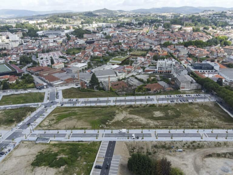 Projetos de urbanização em Guimarães geram críticas ao executivo socialista