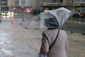 Cinco distritos sob aviso laranja e sete sob aviso amarelo devido a chuva forte