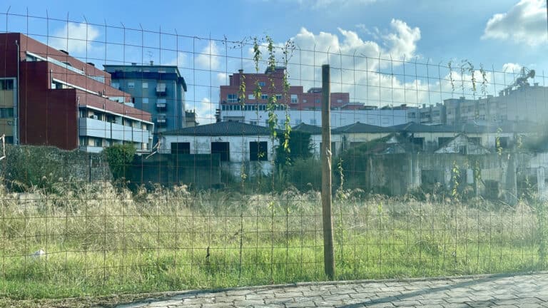 CMB “está permanentemente” a vedar acessos à Confiança