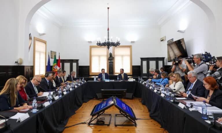 Governo apresenta proposta do OE2025 esta quinta-feira