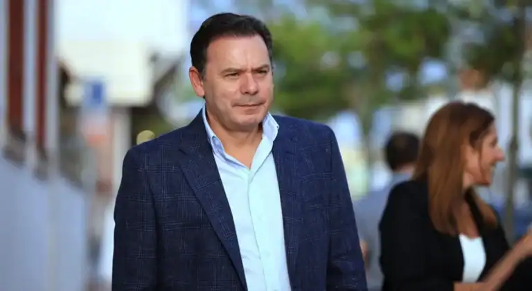 PM saúda democraticamente anúncio de abstenção do PS e destaca responsabilidade