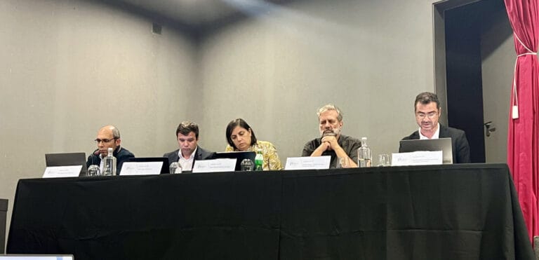 PS considera que José Manuel Mendes não é o nome mais adequado para um Prémio de Poesia