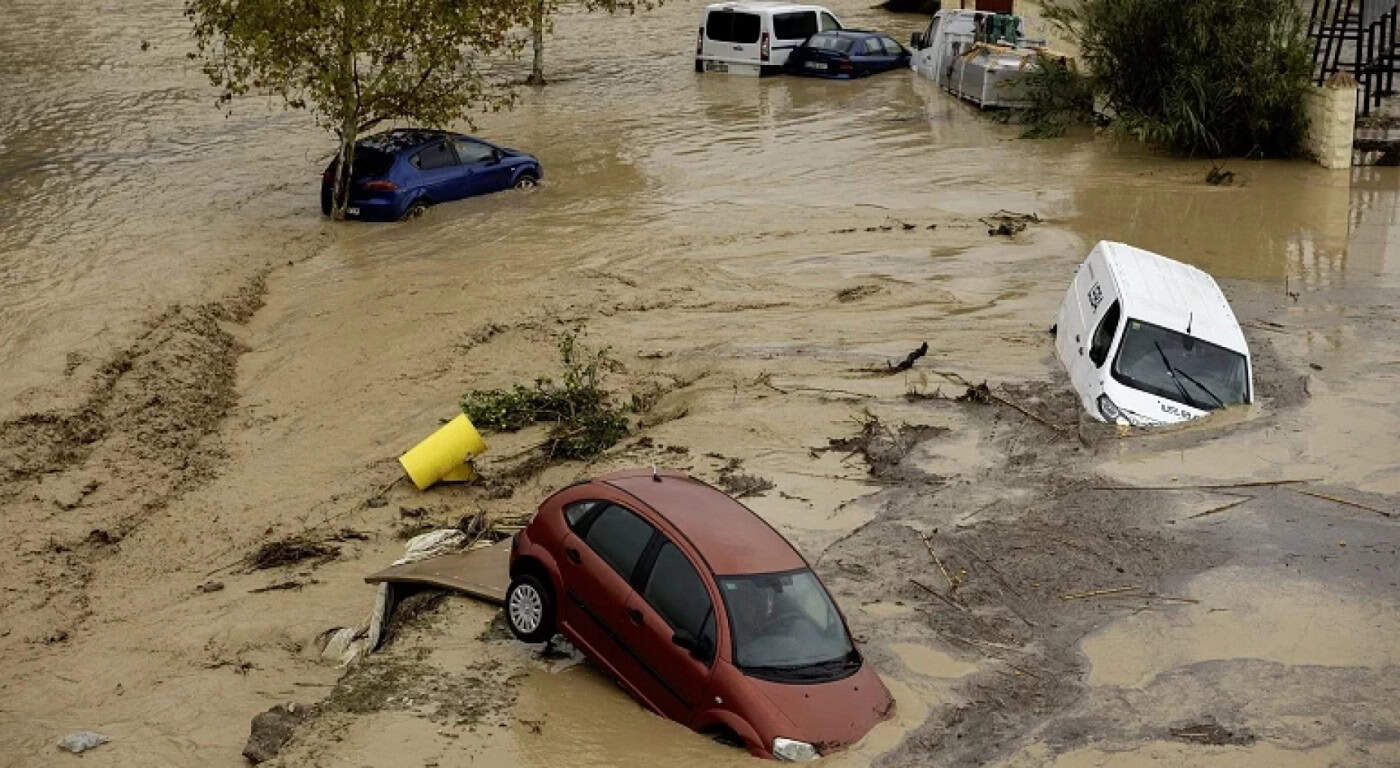 Pelo menos 13 mortos em Espanha em inundações em Valência