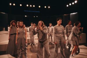 Canções de Abril em cena no Theatro Circo para ´combater` ameaças atuais à democracia