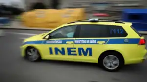 Presidente do INEM diz que faltam cerca de 80 profissionais nos centros de atendimento&nbsp;