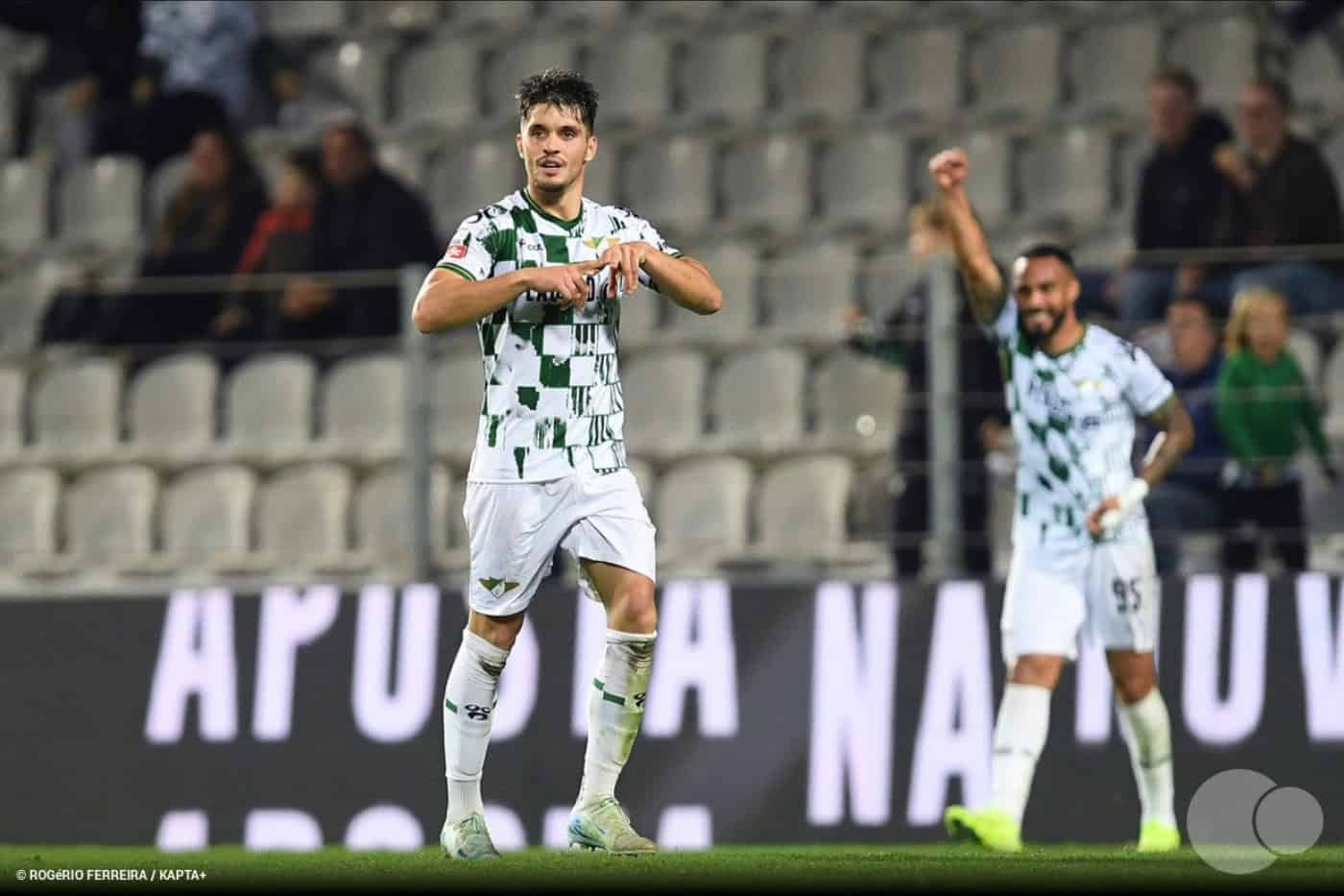 Moreirense vira em 30 minutos e derrota Gil Vicente