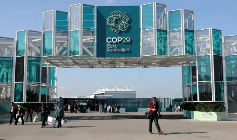 Azerbaijão recebe COP29. Proteção do clima discutida em país produtor de petróleo e gás