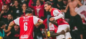 Carvalhal defende jogadores após reviravolta na Pedreira