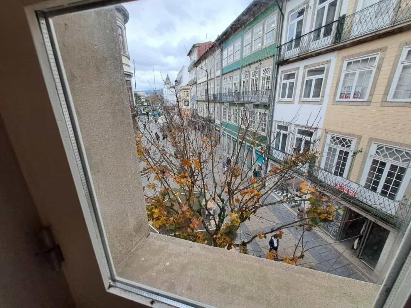 Braga “não vai decidir em cima do joelho” sobre o Alojamento Local