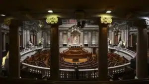 Partidos têm até hoje para entregar propostas de alteração ao OE2025&nbsp;