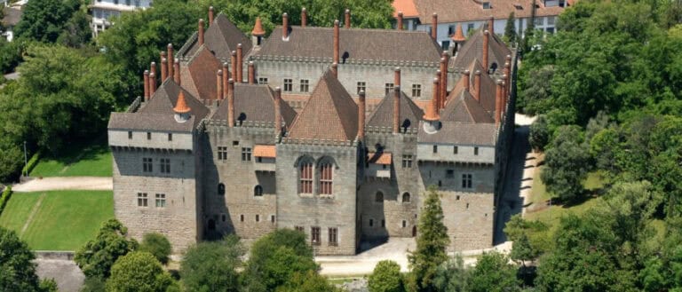 Entrada no Paço dos Duques de Bragança vai subir de cinco para 10 euros em 2025