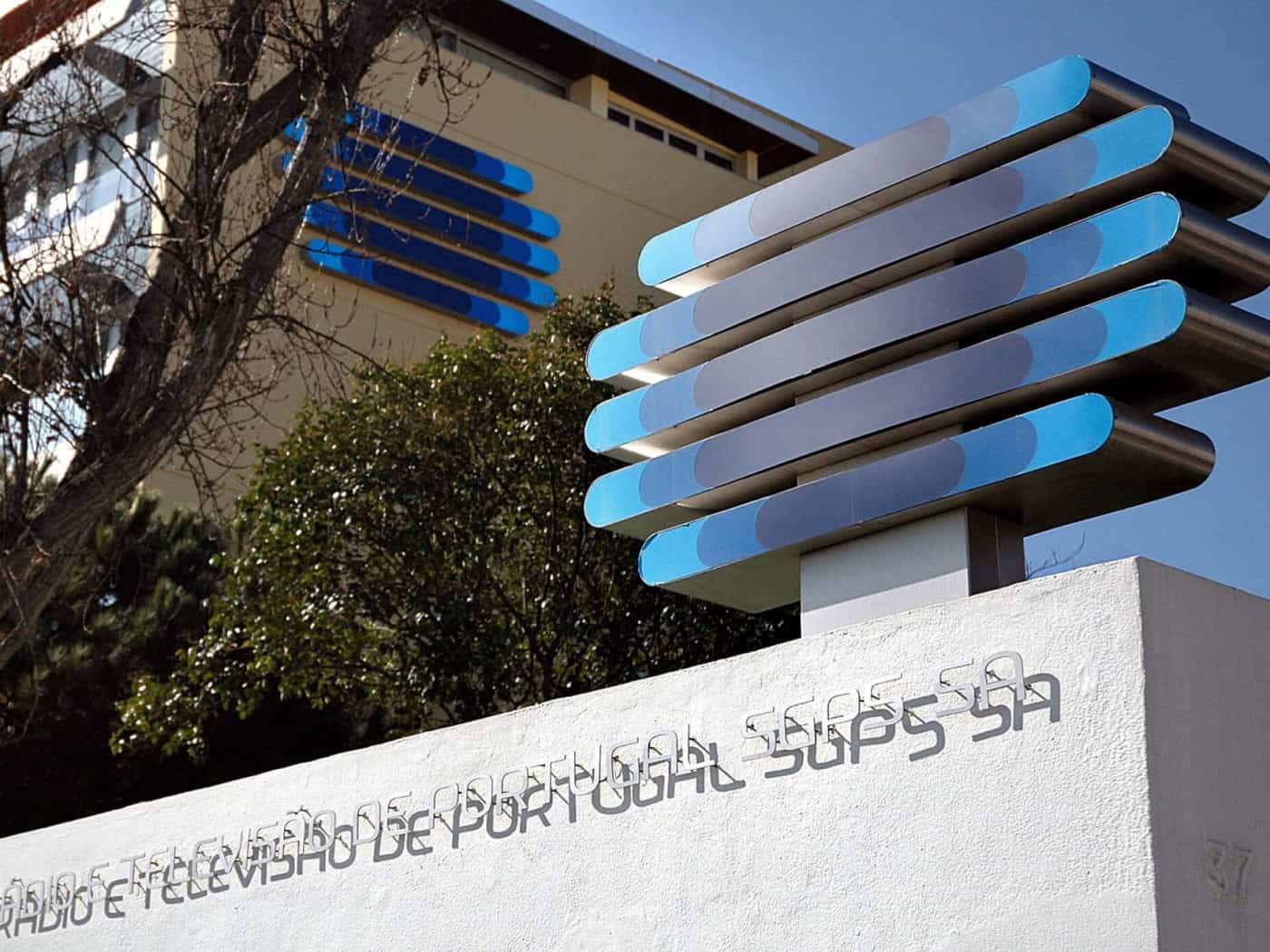 OE2025: Aprovada proposta que trava redução da publicidade na RTP no próximo ano&nbsp;