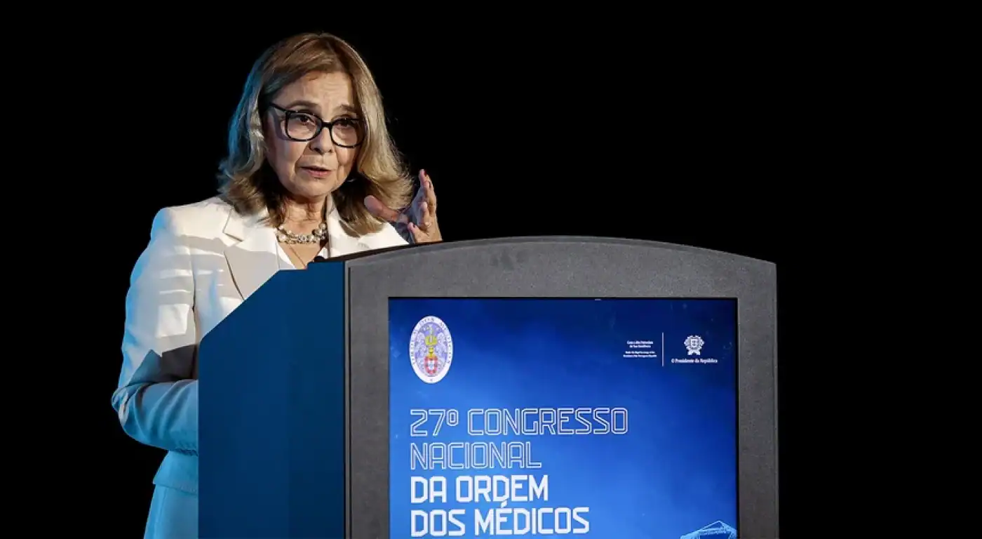 Ministra da Saúde promete revisão dos estatutos da Ordem dos Médicos