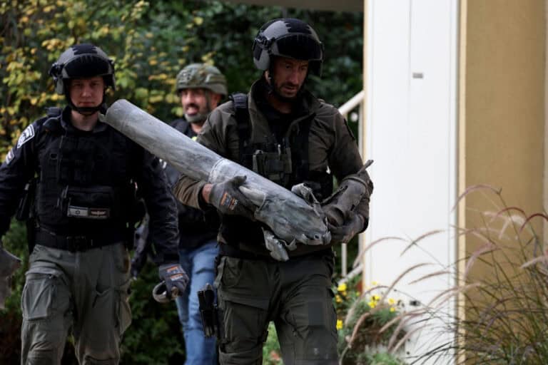 Israel contabiliza 250 'rockets' disparados hoje a partir do Líbano