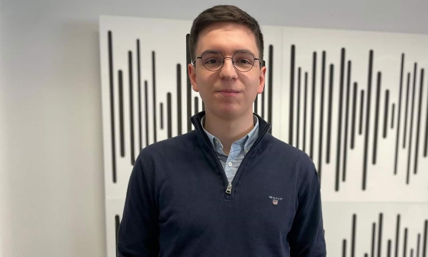 "Os cartazes do Enterro da Gata são adequados à realidade"