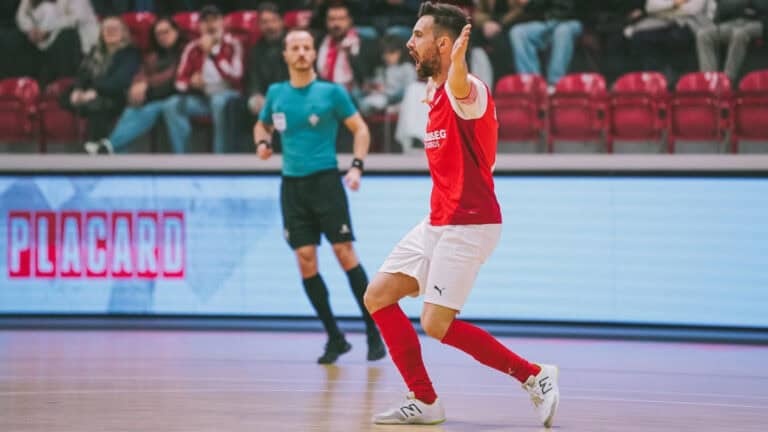 SC Braga vence Elétrico e sobe ao 3.º lugar da Liga Placard