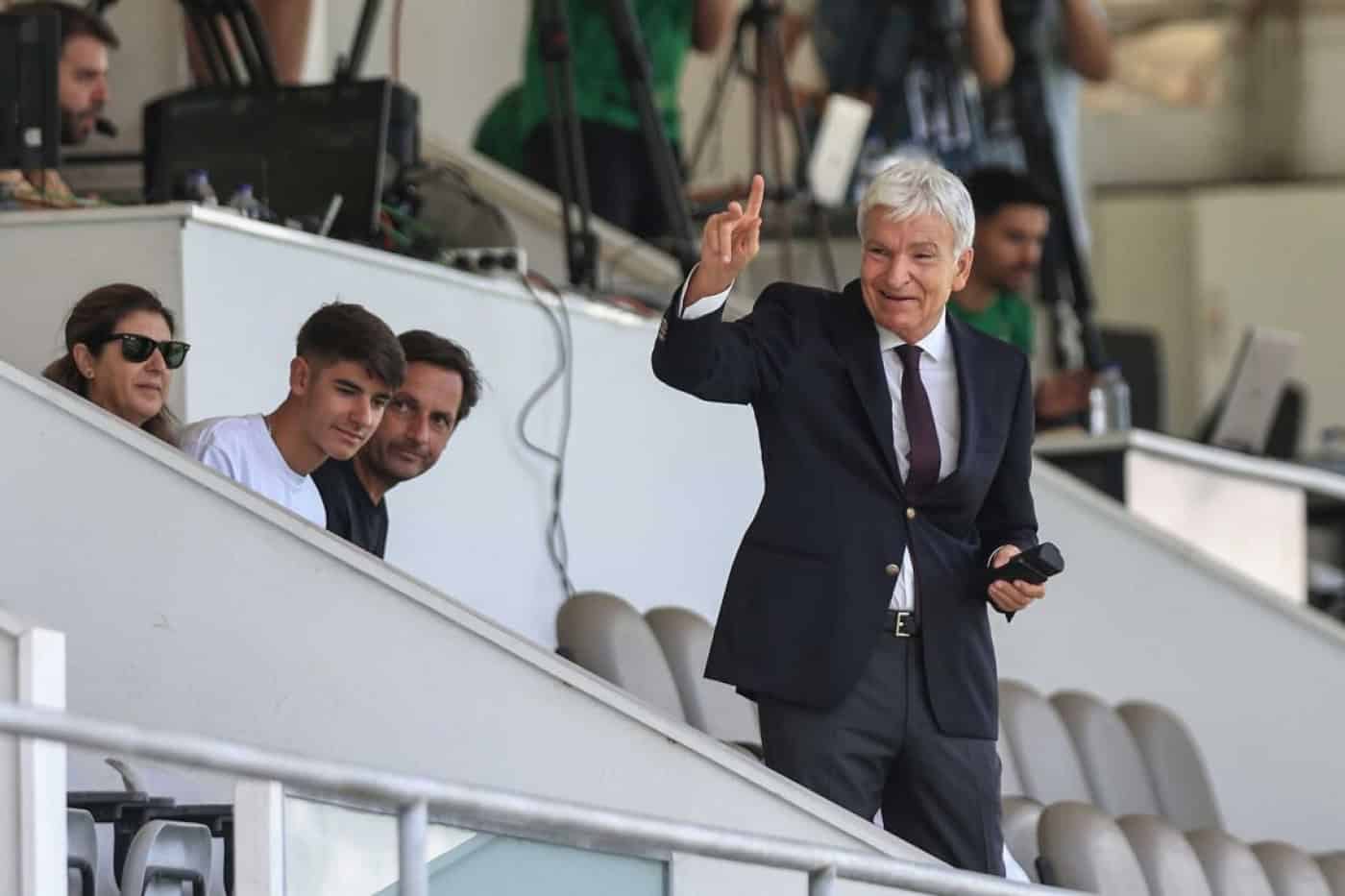 Vítor Magalhães continua na presidência do Moreirense