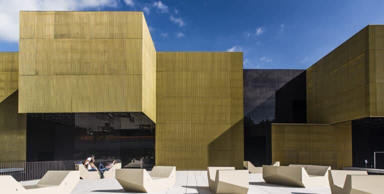 Centro das Artes José de Guimarães em busca de nova direção artística