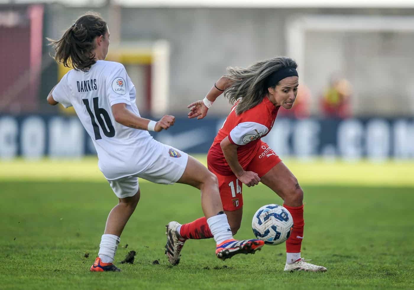 SC Braga dá a volta e ganha vantagem nos quartos-de-final da Taça da Liga Feminina