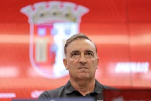 Carvalhal quer que SC Braga responda em campo às declarações do presidente