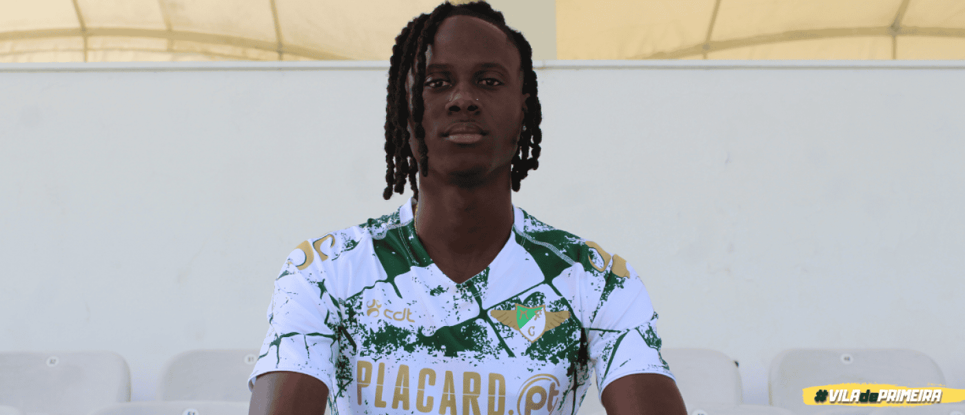 Gilberto Batista renova com o Moreirense até 2027