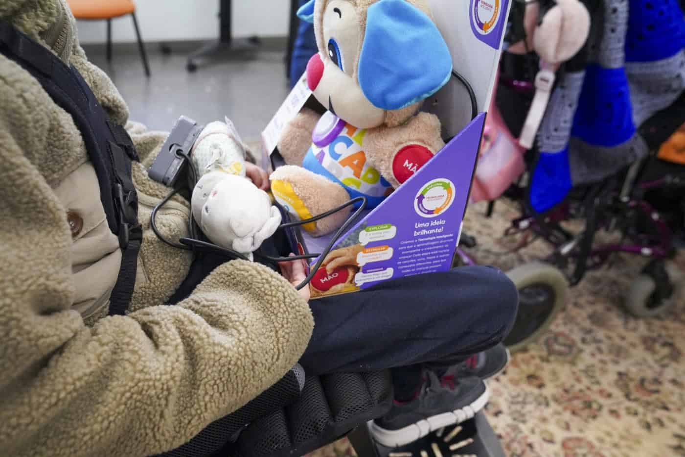 Já foram entregues os 50 brinquedos adaptados por alunos da UMinho a crianças com necessidades específicas