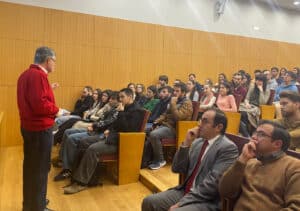 "Em Portugal, temos o hábito de fazer da lei do orçamento a mãe de todas as leis"