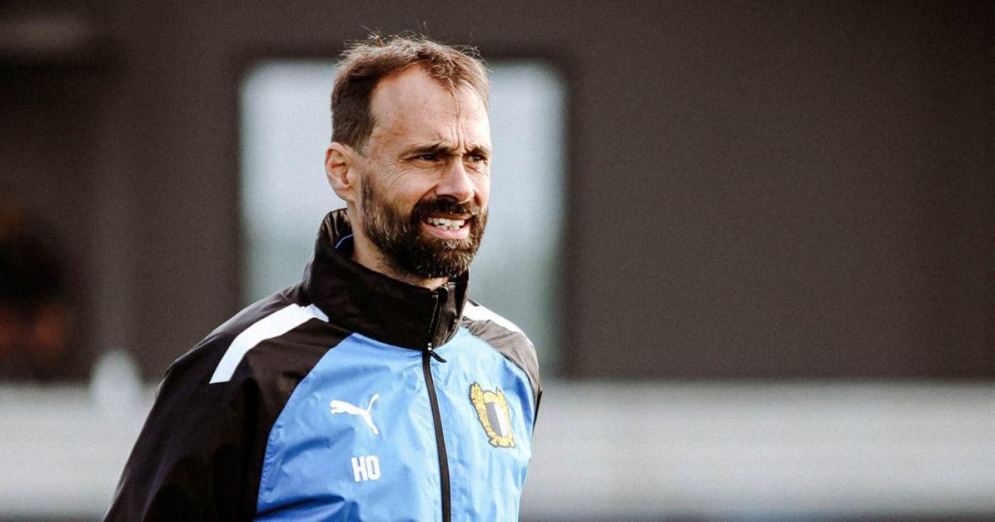 Com exibição "longe" do que idealiza, Hugo Oliveira quer vencer o Farense por Ivan Zlobin