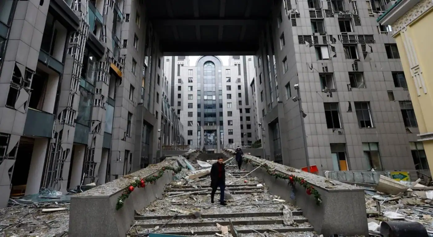 Rússia culpa defesa ucraniana por danos na embaixada portuguesa em Kiev