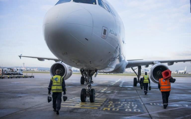 Da aviação ao notariado, estão marcadas 18 greves até 2025